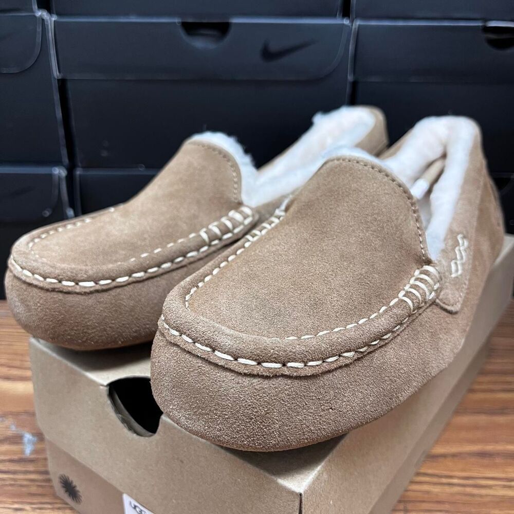 Ugg Women's Tan and Brown Footwear
